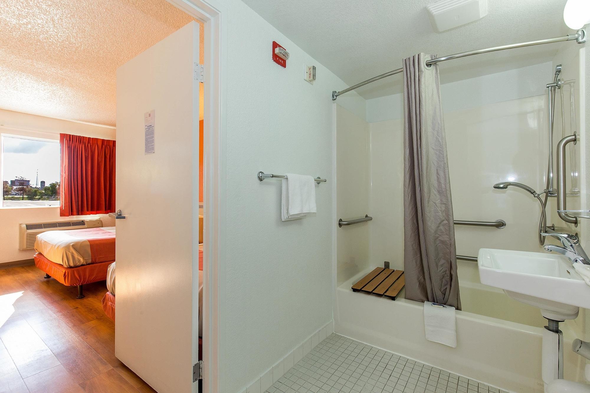Motel 6 Hayward, Ca- Silicon Valley Gateway Exterior photo